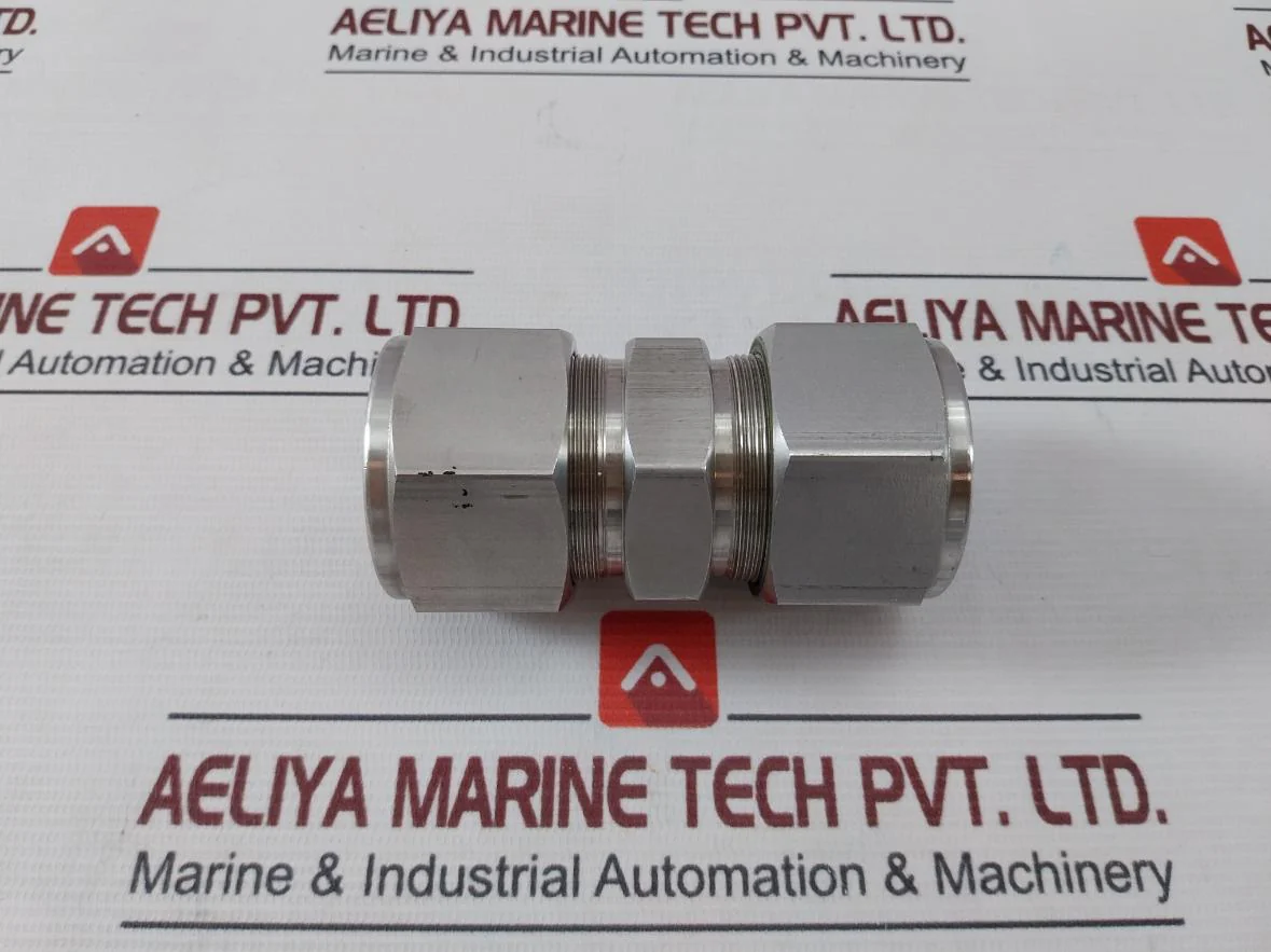 Superlok 316 Scc Stainless Steel Tube Fitting - Image 2
