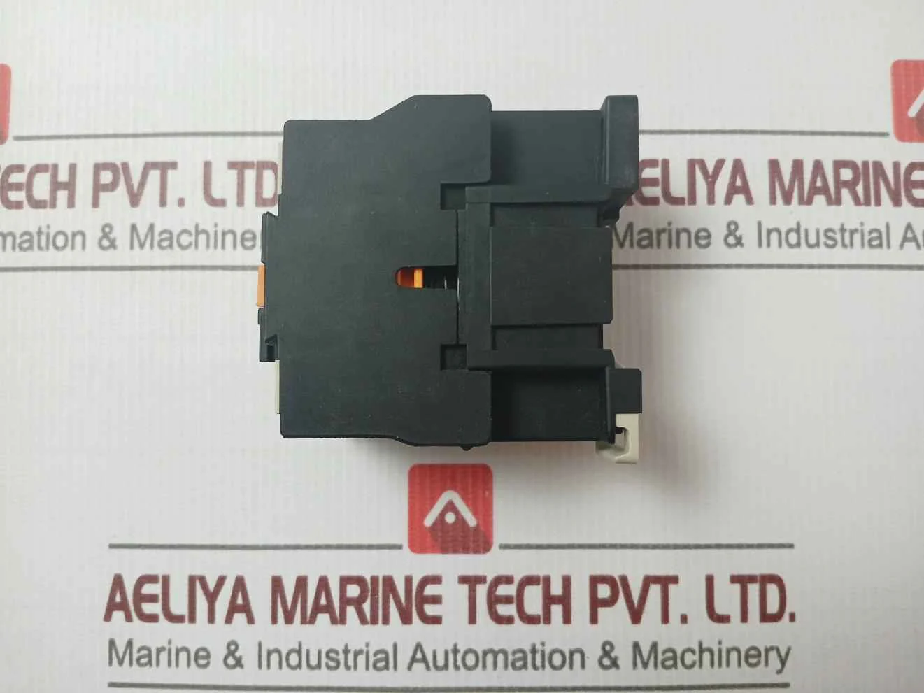 Telemecanique Ca2 Dn22 Control Relay 600Vac Max 10A 03780320152 - Image 8