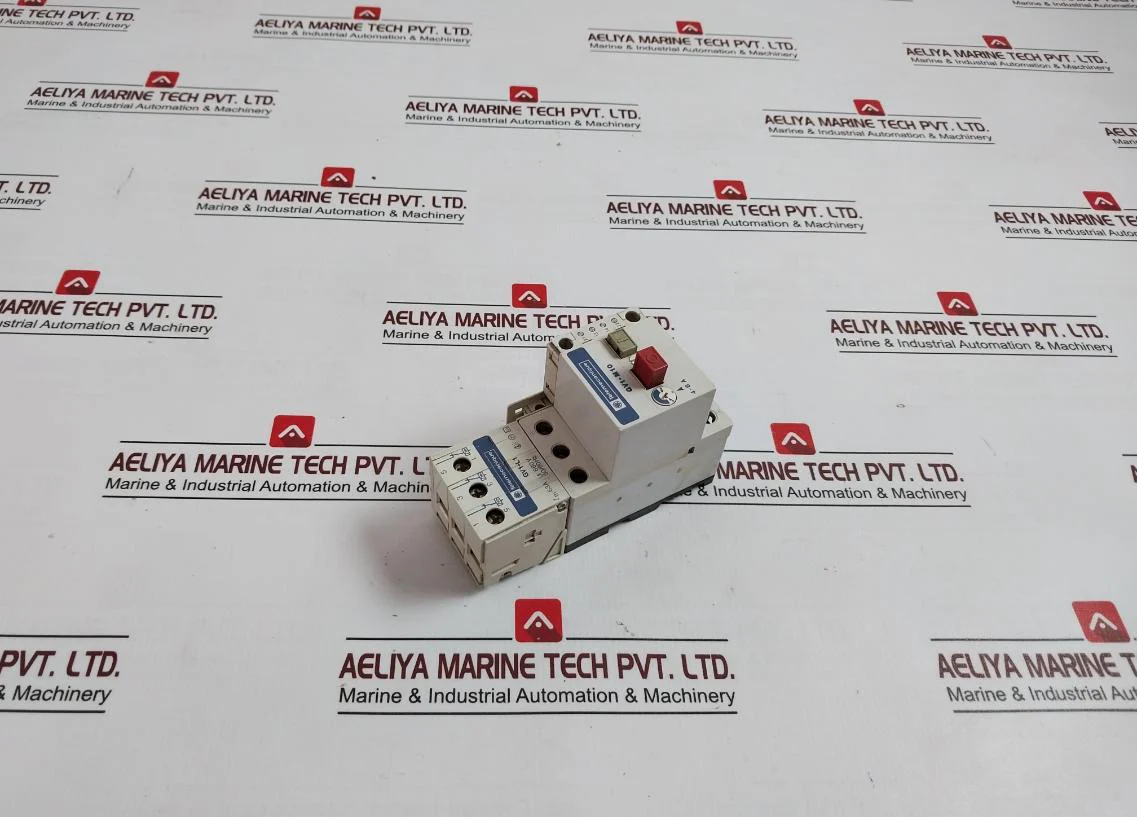 Telemecanique Gv1-l1 Manual Motor Starter W/ Auxiliary Contact Block Gv1-m10 - Image 3
