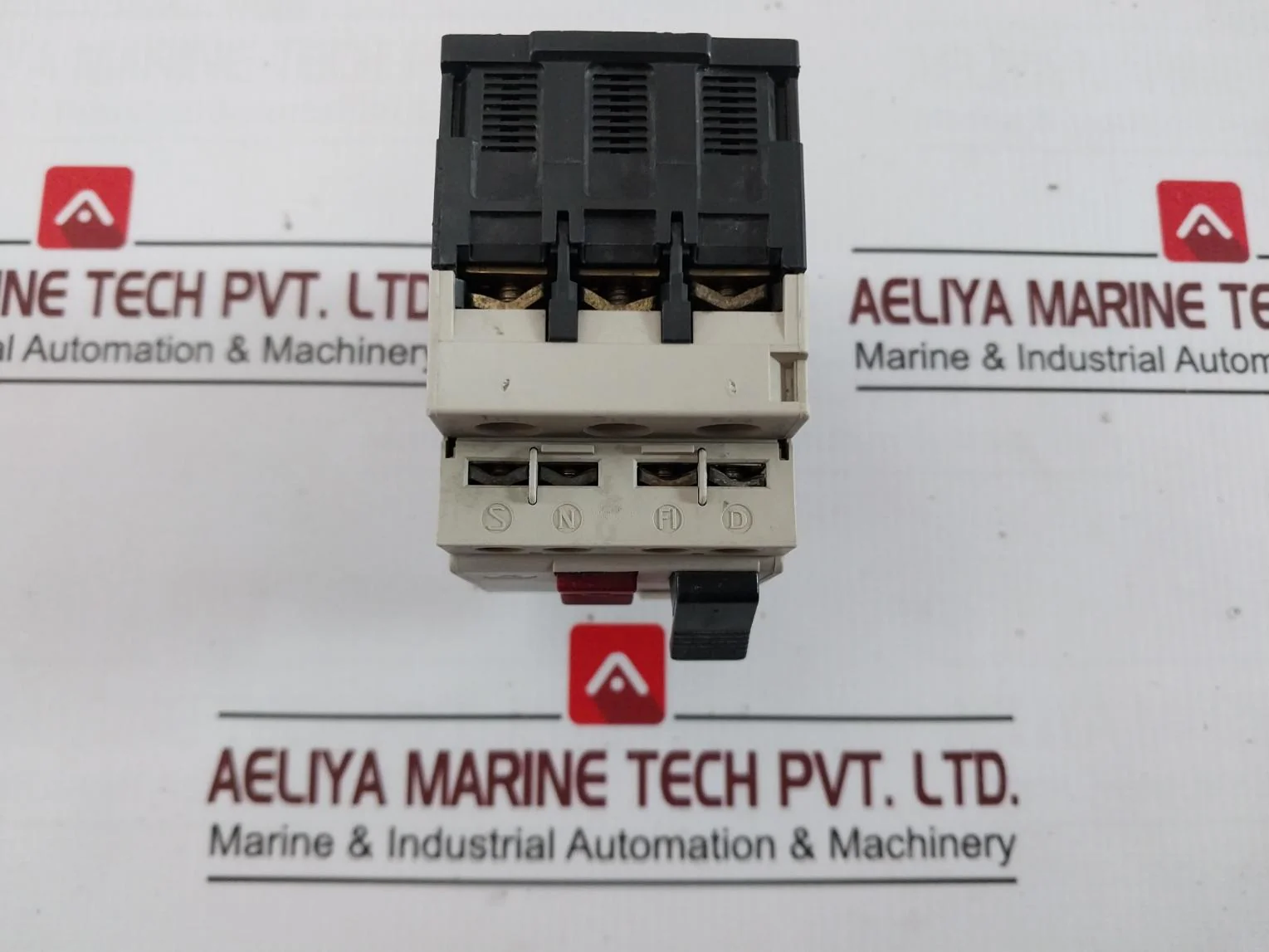 Telemecanique Gv2-m14 Motor Circuit Breaker 690V 50/60Hz 6-10A - Image 2
