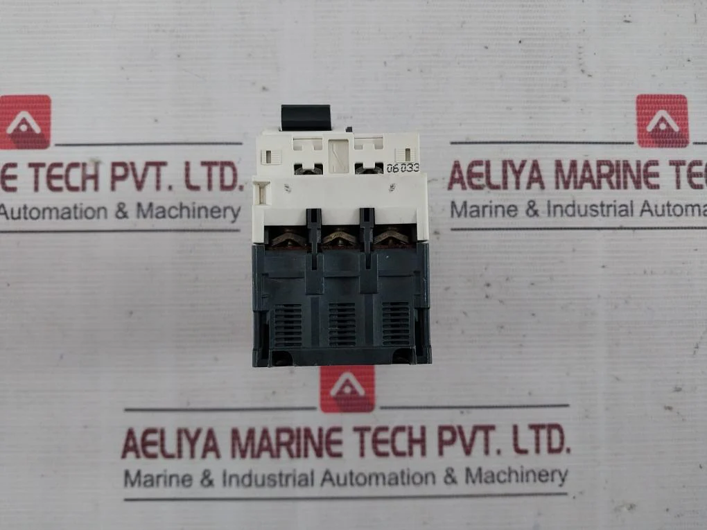 Telemecanique Gv2-rt10 Motor Protection Circuit Breaker 690V 50/60 Hz - Image 5