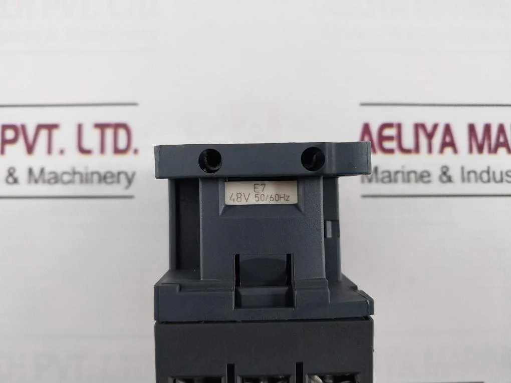 Telemecanique La1 Dn40 Auxiliary Contact Unit 50/60Hz - Image 10