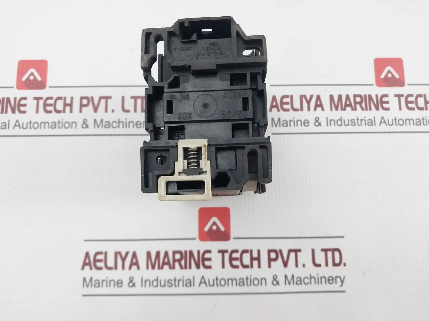 Telemecanique Lc1 D25 10 Contactor Block - Image 2