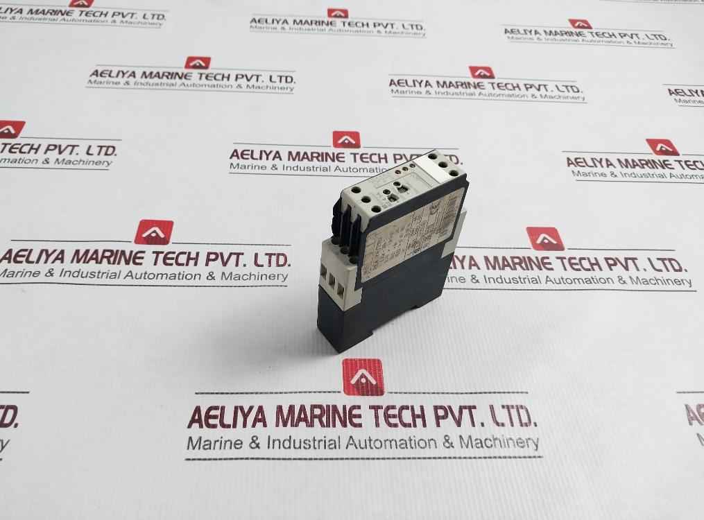 Telemecanique Re4 Ya12Bu Electronic Timing Relay 50/60Hz 250V 4A - Image 4