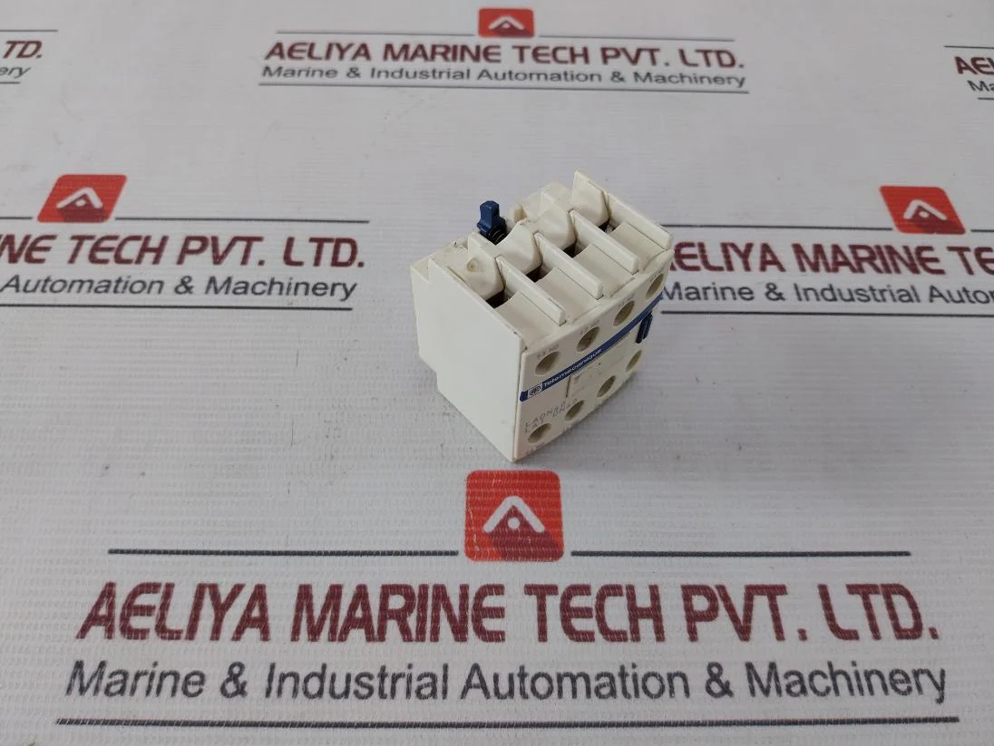 Telemecanique/Schneider Electric Ladn40 Auxiliary Contact Block 10A - Image 4