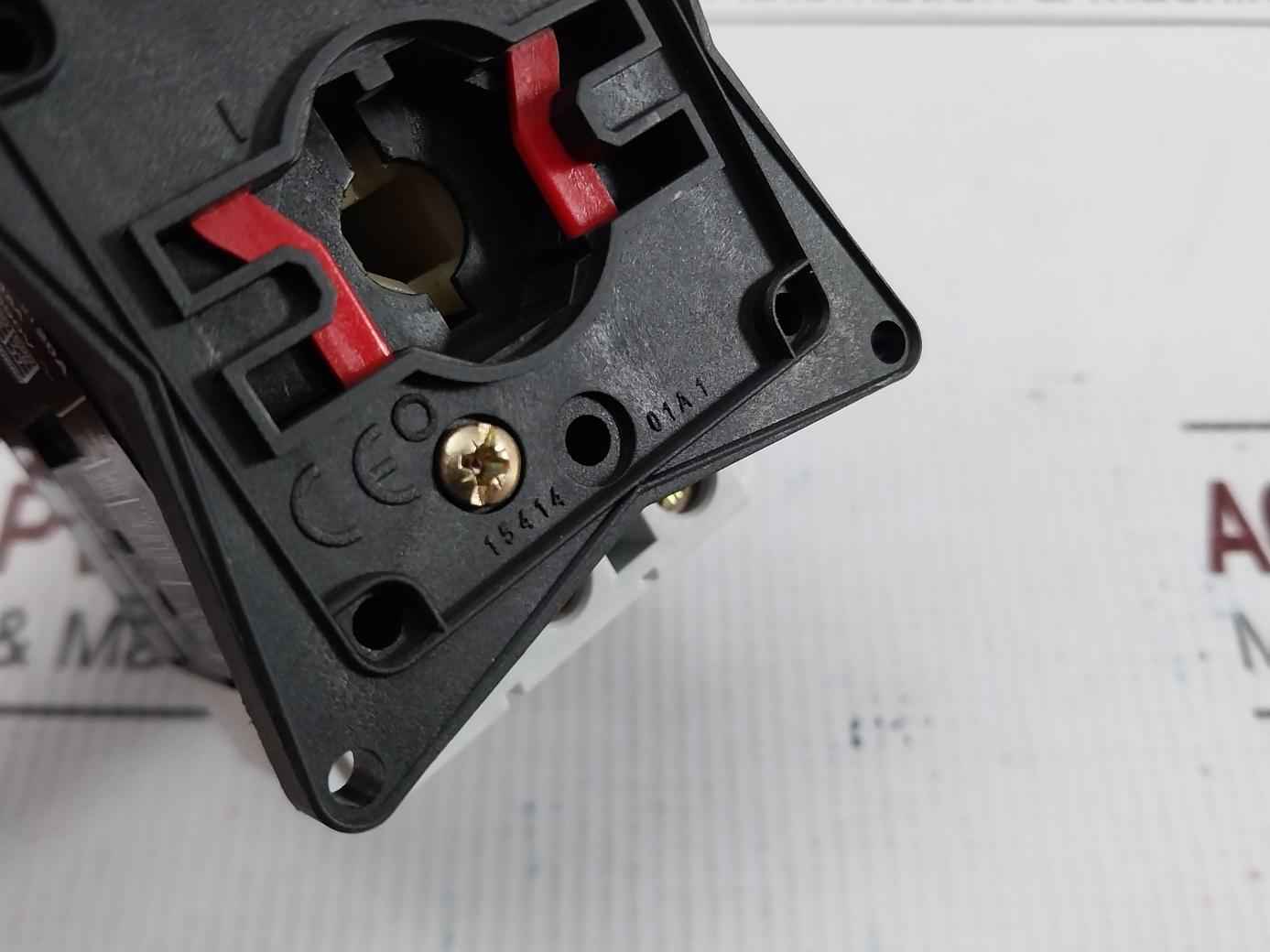 Telemecanique Vcf01ge Emergency Stop Enclosure 15412 01 A Square D - Image 11