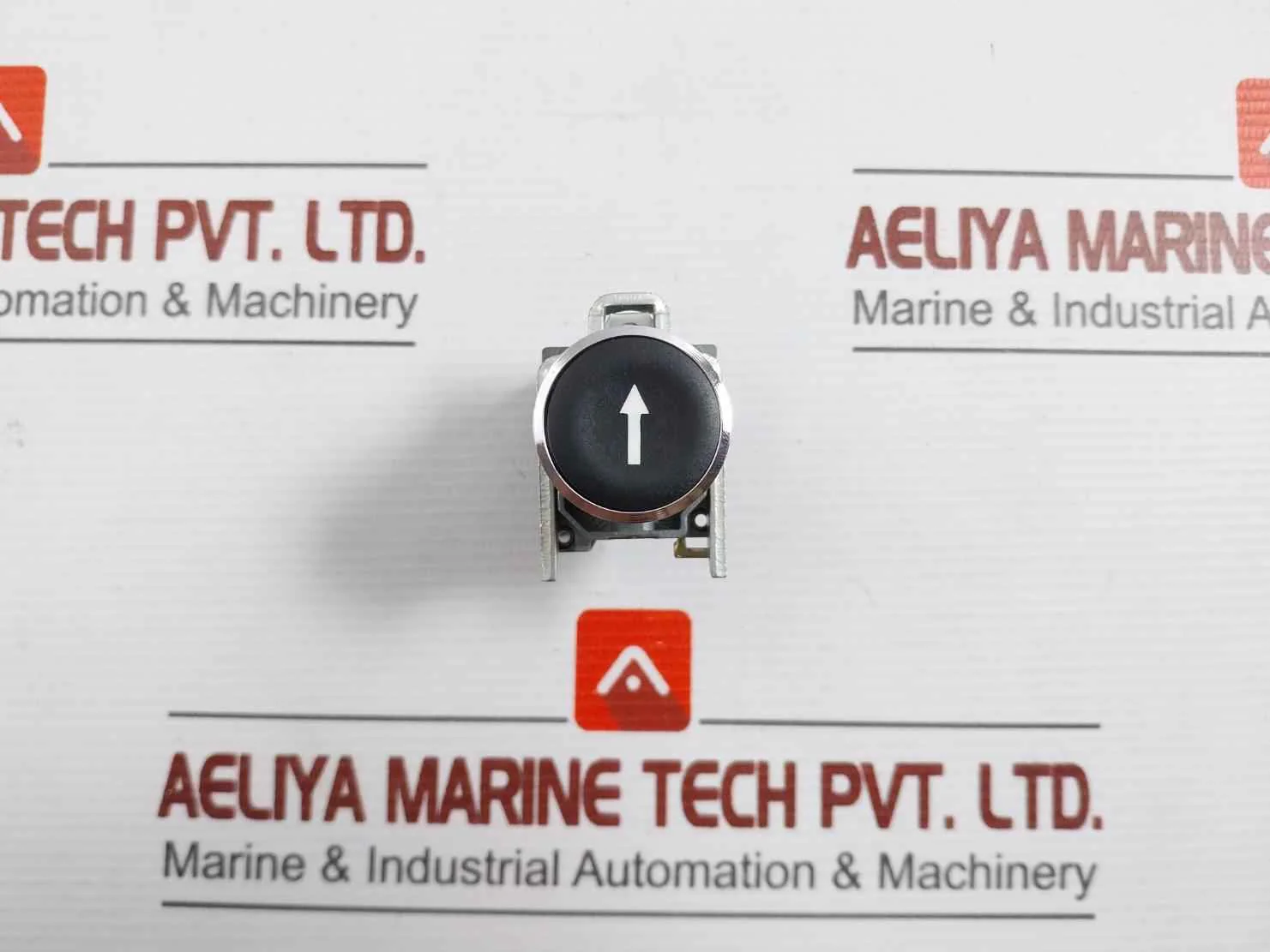 Telemecanique Xb4 Ba3351 Push Button Switch - Image 4