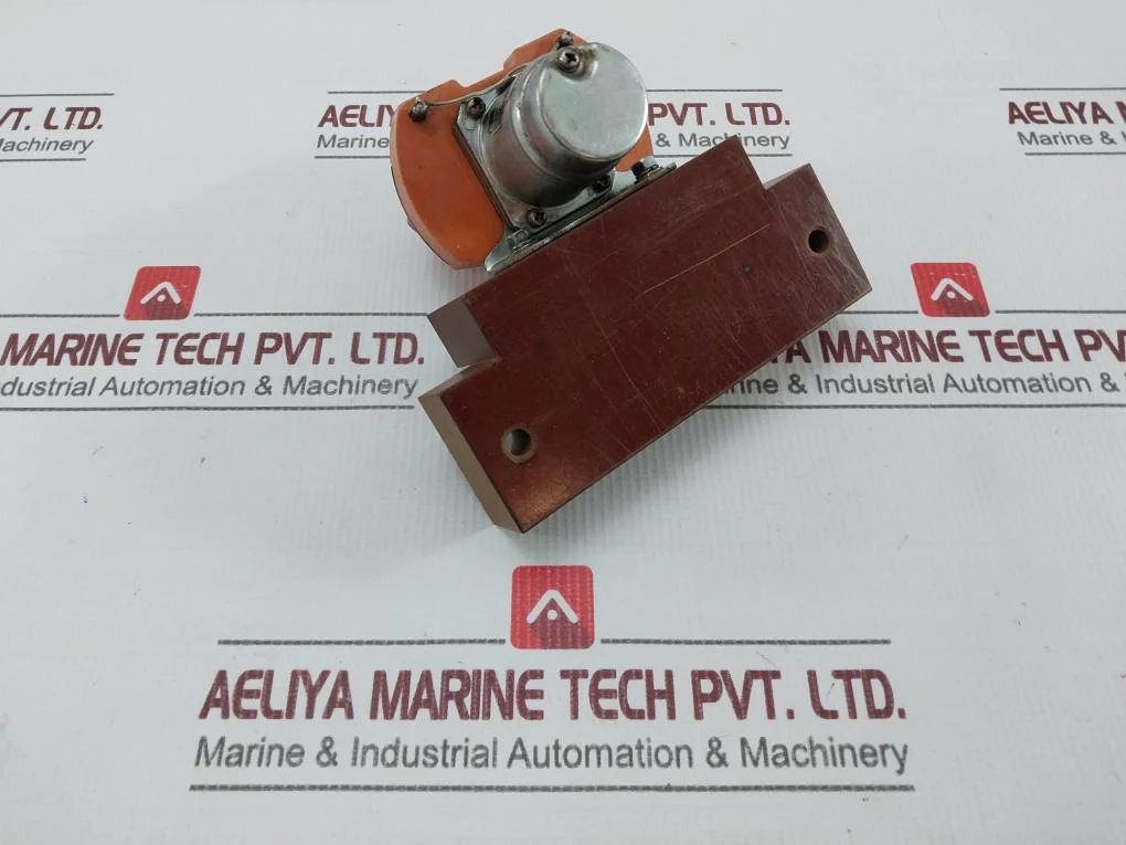 Tianshui 213 Gsz2-200S/Dc.24 Single-pole Dc Contactor - Image 3