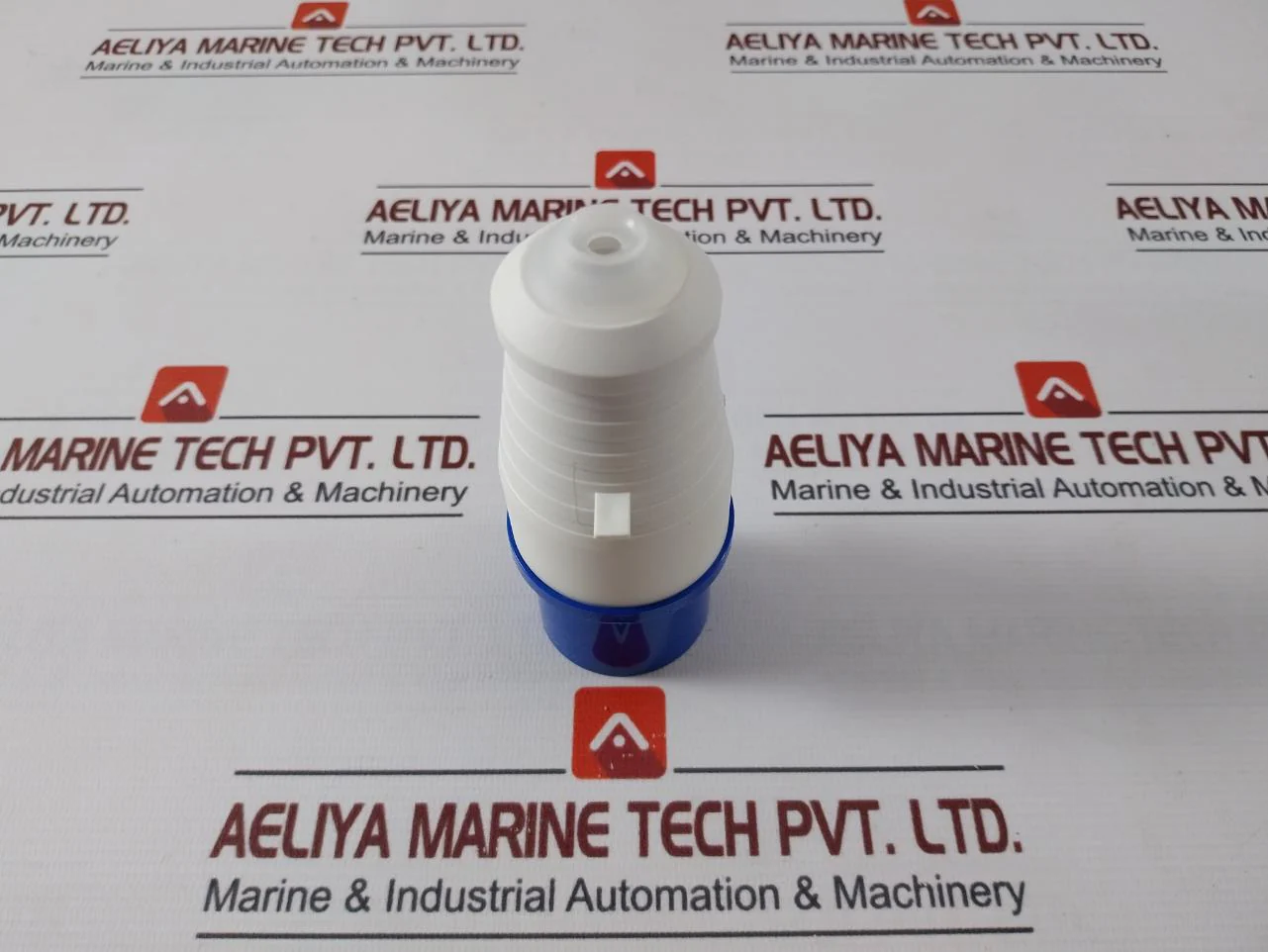 Total 013 Dust Proof Plug Ip44 16A-6H/220-250V, Iec309-2 - Image 4