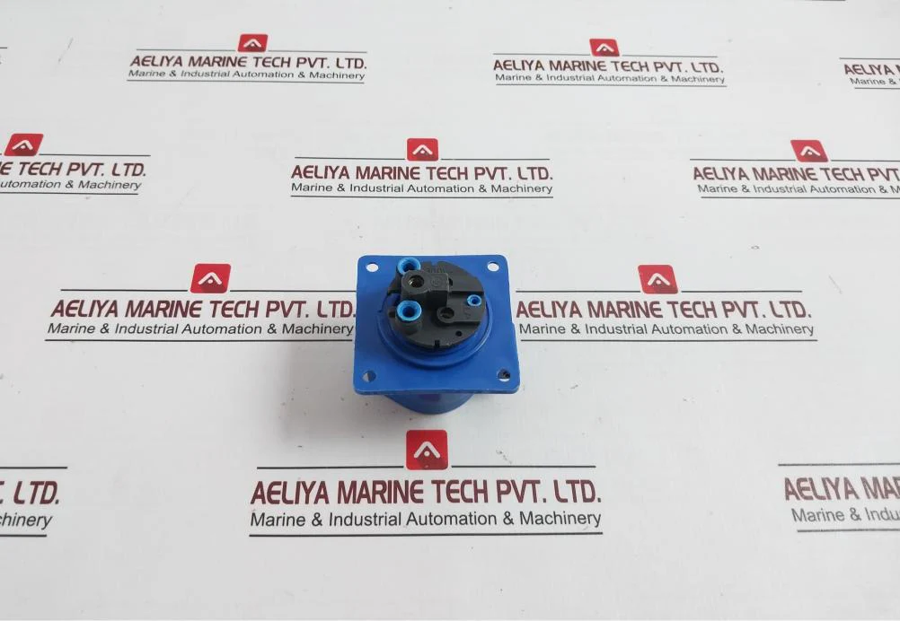 Total 113 Dust Proof Socket 16A 220-250V Ip44 Iec309-2 - Image 2