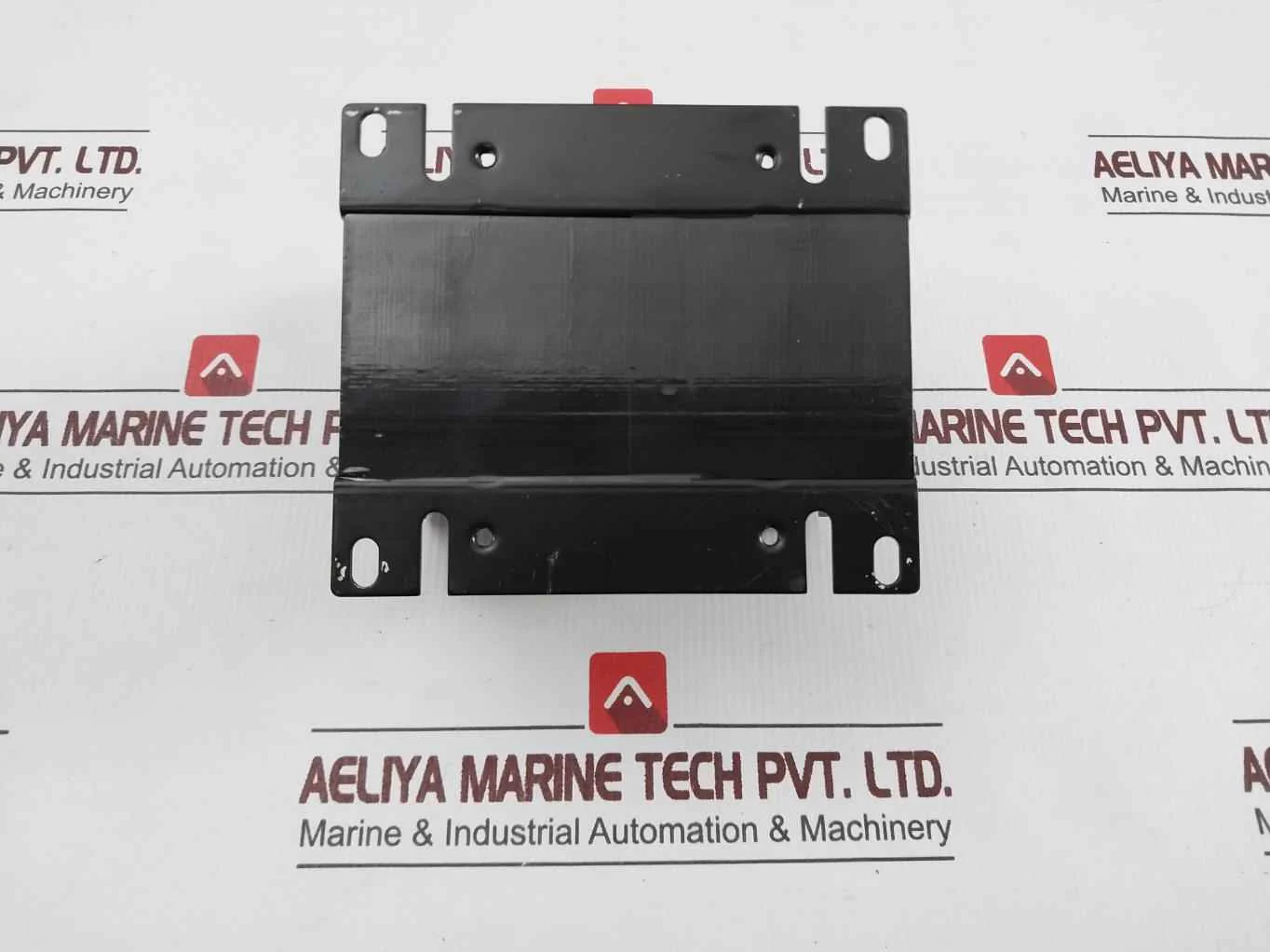Toyozumi Ld41-500E Single-phase Isolation Transformer 500Va 50/60Hz - Image 2