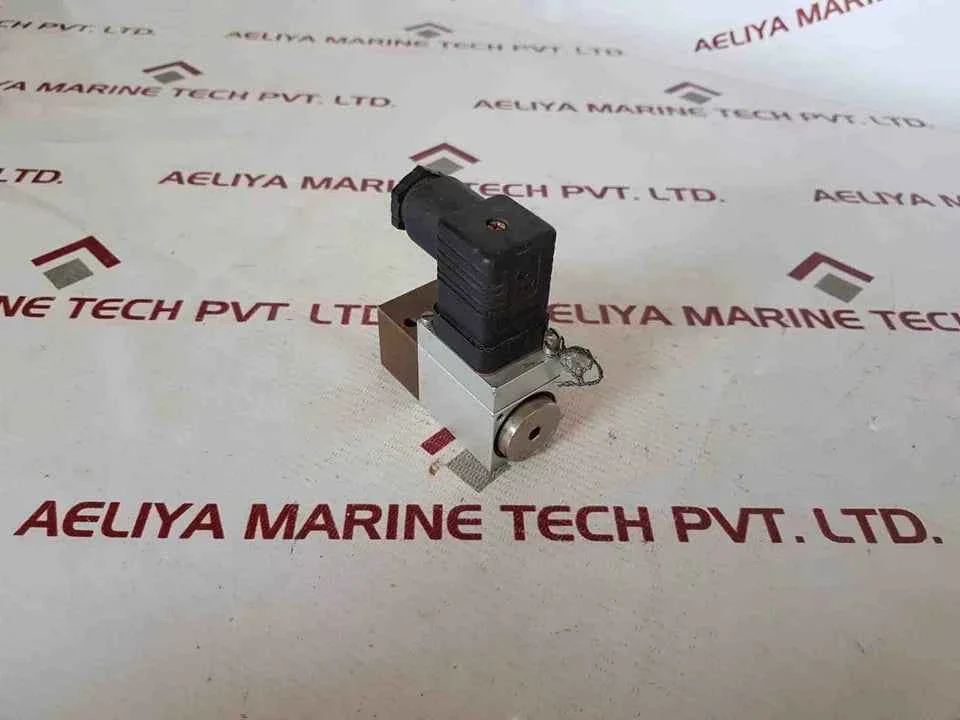 Trafag 9B0.2877 Pressure Switch Ip65 250V Ac 5(1)A - Image 3