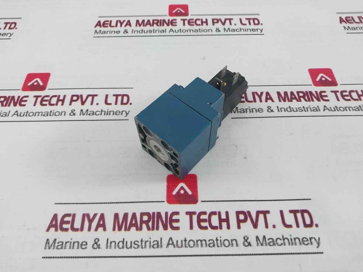 Wabco 3722250220 Pneumatic Directional Valve 24V 10Bar Max - Image 5