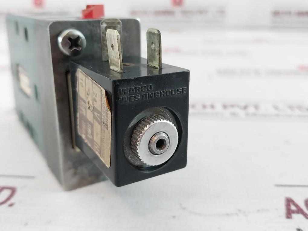 Wabco 4/185280-8M Westinghouse Solenoid Valve 24V 20Ma 10Bar - Image 8