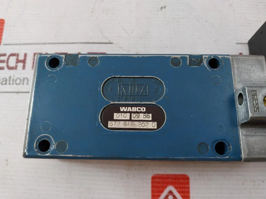 Wabco 5726162020 Pneumatic Valve 24V Dc 187Ma 10 Bar - Image 9