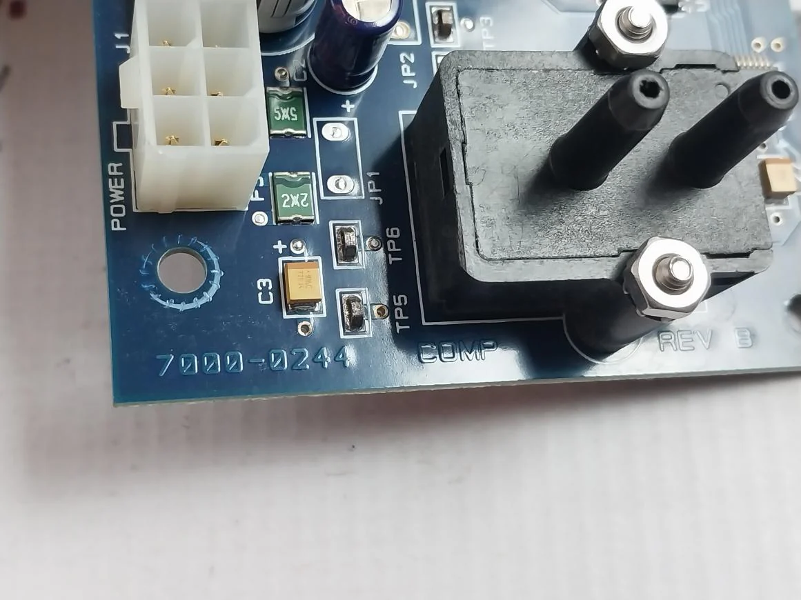 Waters 7000-0244 Qspi Degasser Control Board 725000459 Arc2318 E251497 - Image 3