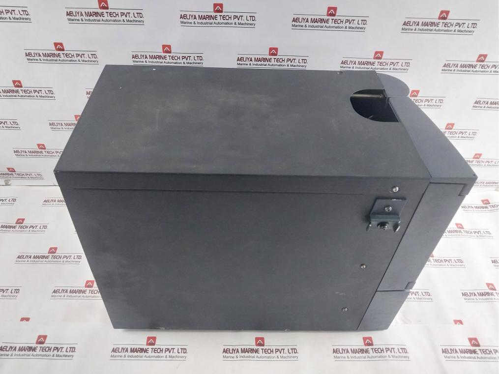 Waters Lba Acquity Ultra Performance Liquid Chromatography Sq Detector 200-240V - Image 3