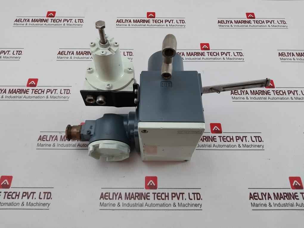 Yamatake Hep 17-13bldy6rgsr-x1-x Valve Positioner Air Regulator 400kpa Kz03-2a - Image 6