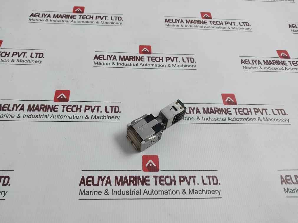 Yamatake Honeywell 2C5101 Micro Switch 2D33L-j,0048A - Image 5