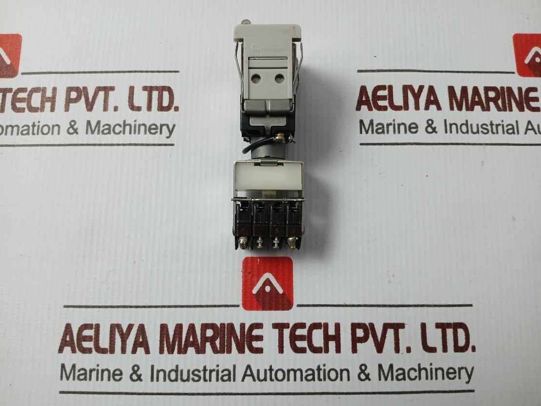 Yamatake Honeywell 2C5101 Pushbutton Micro Switch Indicator Operator 2D33L-j - Image 10