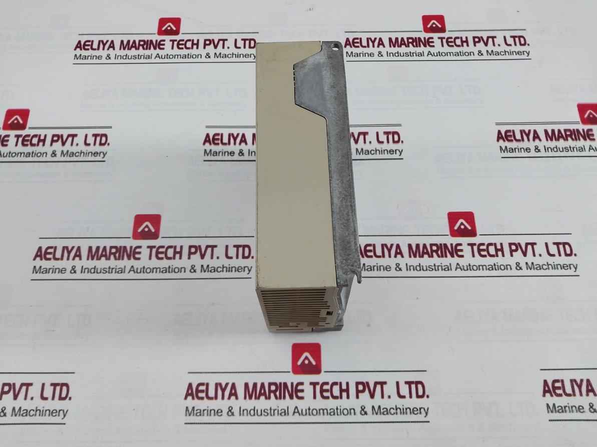 Yaskawa Electric Sgdm-01Ada Servo Drive 3Ph 0-230V 0-300Hz 0-55°C - Image 2