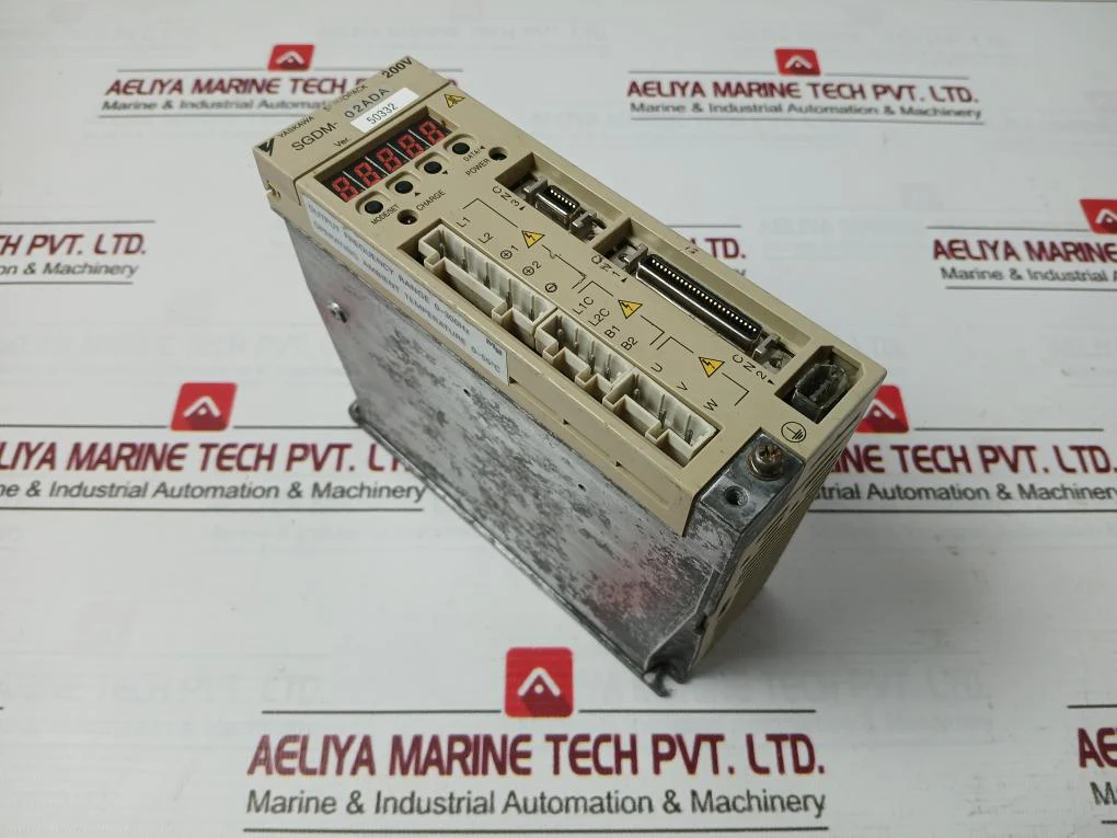 Yaskawa Electric Sgdm-02Ada Servopack 3Ph 0-230V 0-300Hz (Not Working) - Image 2