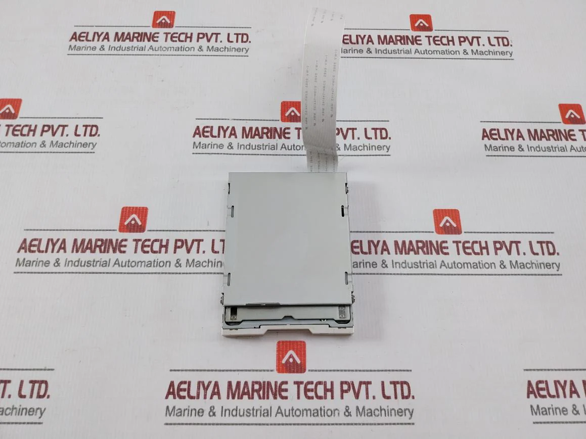 Ye-data Yd-702J-6637J F Internal Floppy Disk Drive Dc5V Cp122330-01 - Image 2