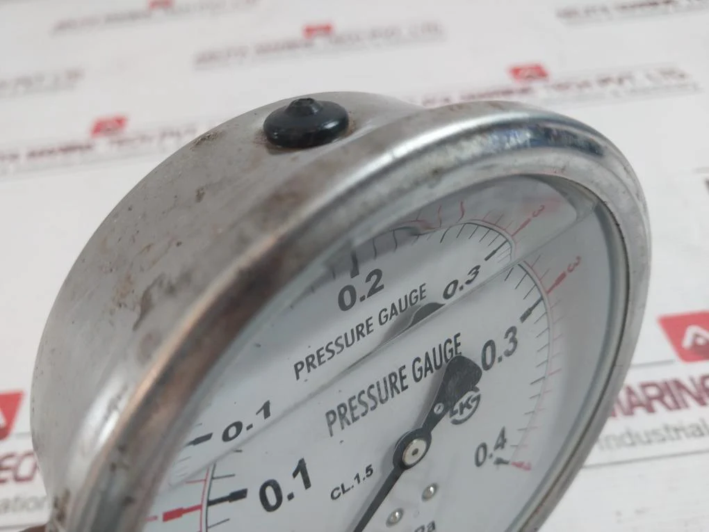 Yjn 0-4 Bar Liquid Filled Pressure Gauge Cl 1.5 0-0.4 Mpa - Image 6