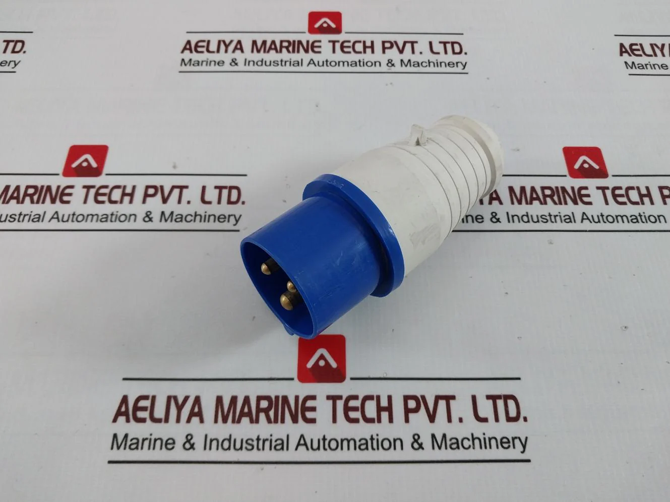 Zetalux 013 Industrial Weatherproof Plug 16A 220–250V 6H - Image 2